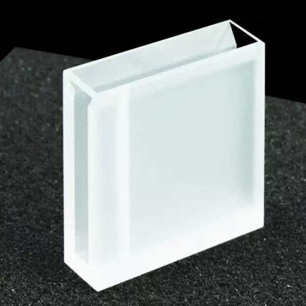 Quartz Macro Cuvette, 40mm, 6.5ml, Pins can be inserted in the Side Wall, Glued