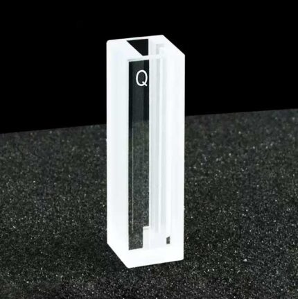 Kwarts micro cuvet, 10 mm, 1,75 ml, pennen kunnen in de zijwand worden gestoken, gelijmd