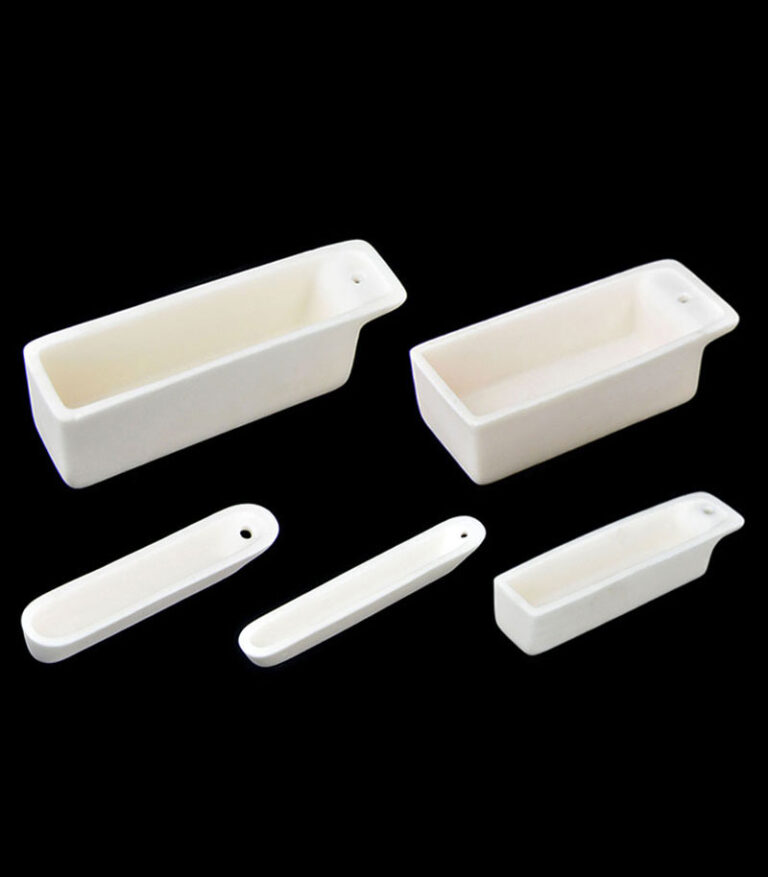 Corundum-Boat-with-Holes,-Ceramic-Boat,-99%-Alumina,-for-Tubular-Furnace,-Combustion-Boat,-Square-Perforated-Corundum-Crucible-Boat01
