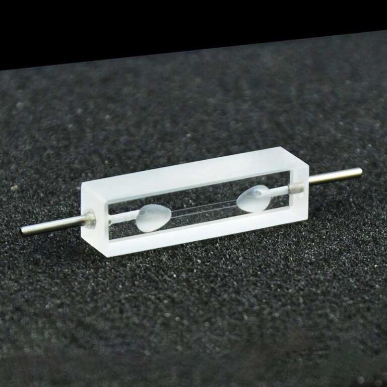 Quartz-Counting-Flow-Cell,-Ultra-short-Pathlength-1ul,-2-Windows,-Glued04