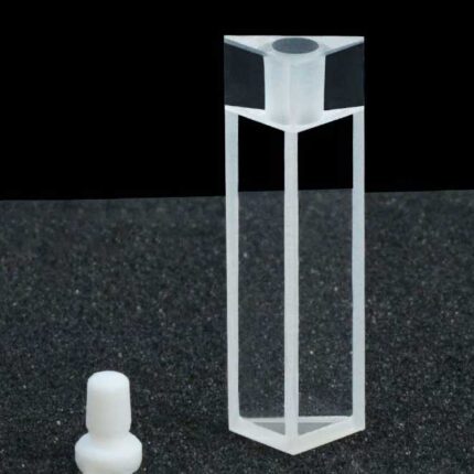 Cellule de fluorescence triangulaire en quartz avec bouchon en PTFE, frittée par poudrage