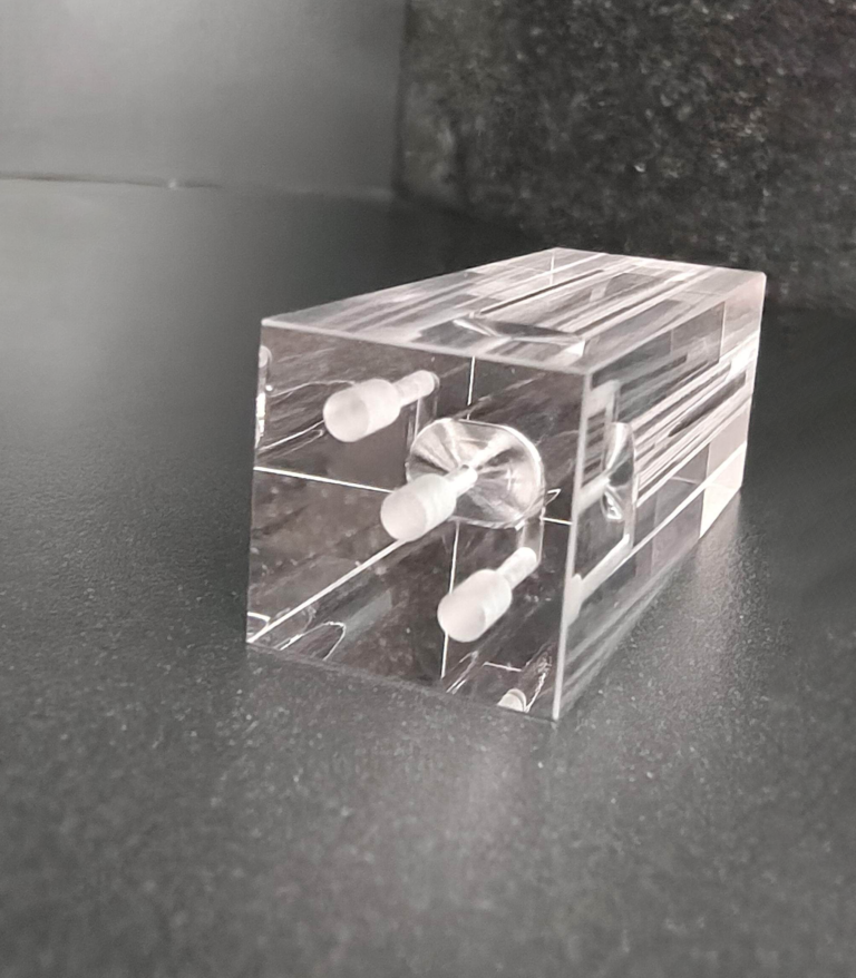 Reaction Detection Flow Cell, Customizable, JGS-1 Quartz, OCB, Acid & Alkali Resistant